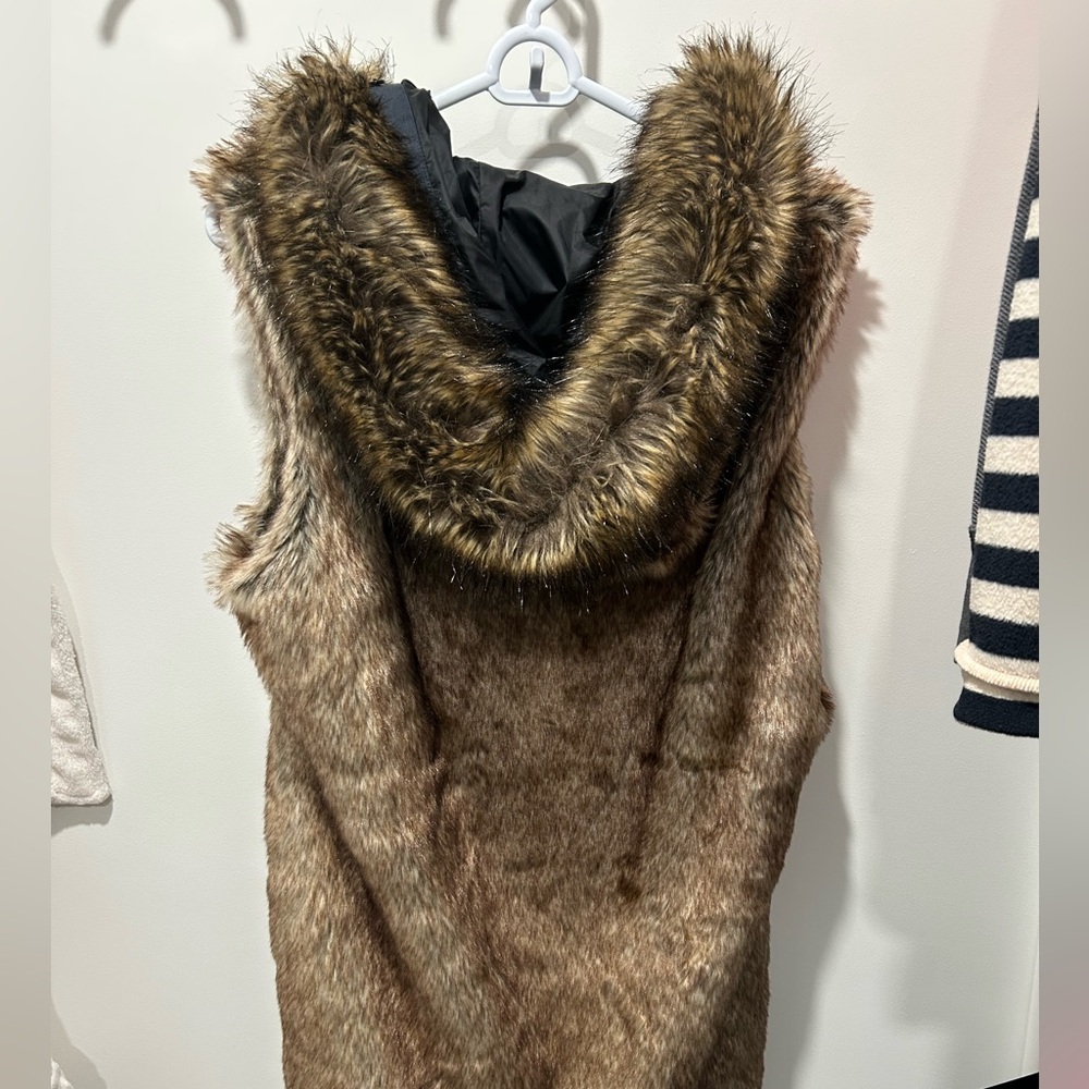 Eddie Bauer winter coat with removable fur vest - Picture 8 of 8